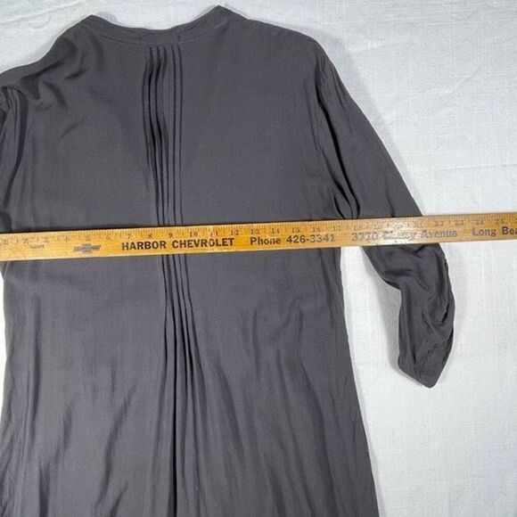 CP Shades Gray V-Neck Pleated Longline Rayon Regina Tunic Top Blouse Size XS - Picture 7 of 8